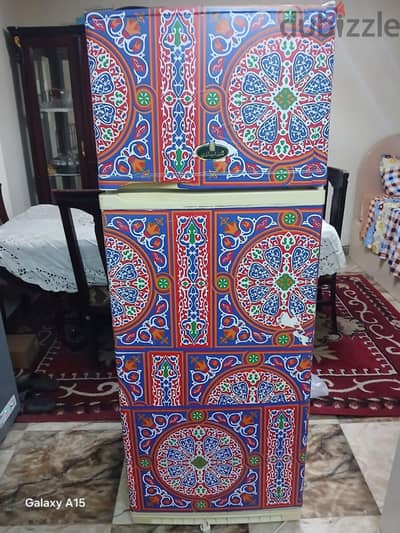ثلاجة للبيع