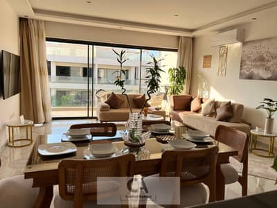 Luxury 2BR Apartment for Rent in Lake View