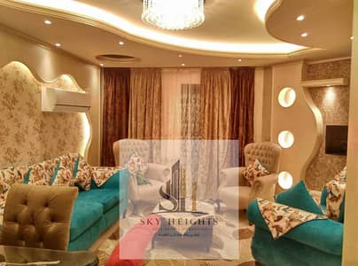 For rent: an apartment in Al Rehab City – Phase Five. Number of rooms: 2 bedrooms. Rent: 25,000 at a bargain price.