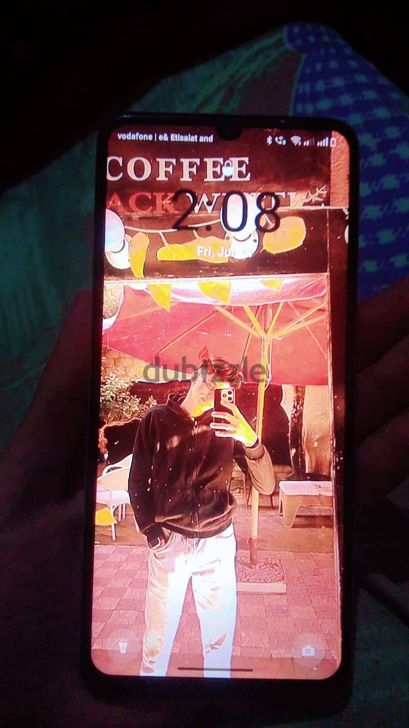 Realme C63 1
