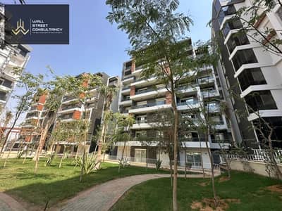 Resale Apartment for Sale in Lagoon Pyramids Compound Opposite the Diplomatic District