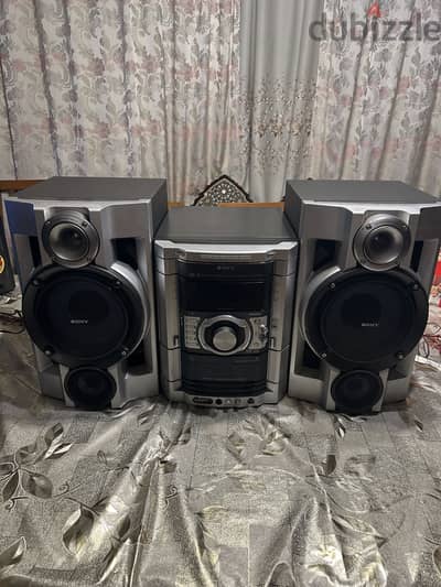 SONY cassette/CD/DVD/mp3 home audio system + Subwoofer