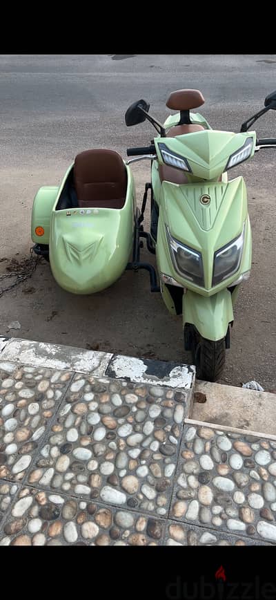Glide g2 with side car