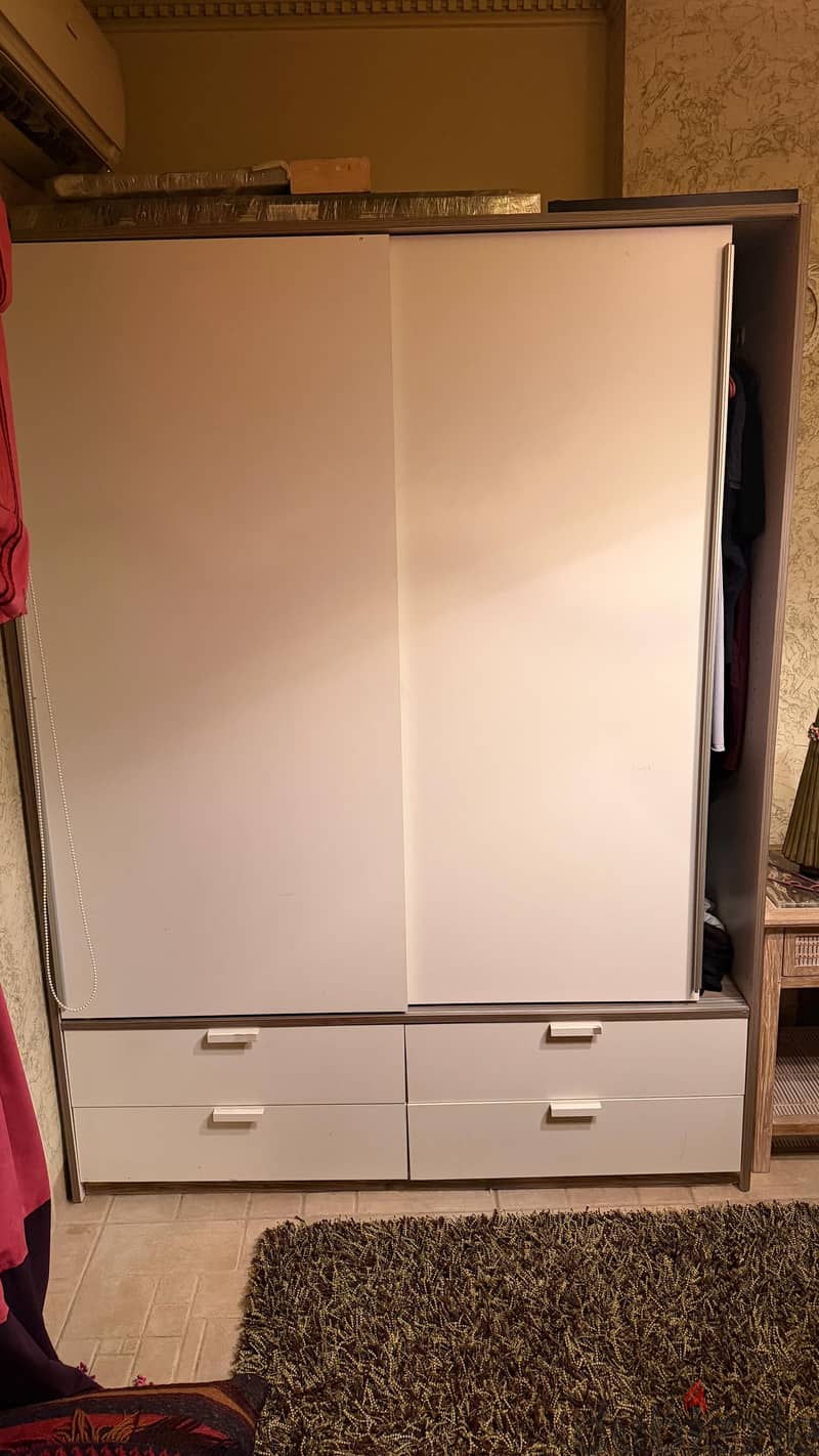 IKEA sliding 1