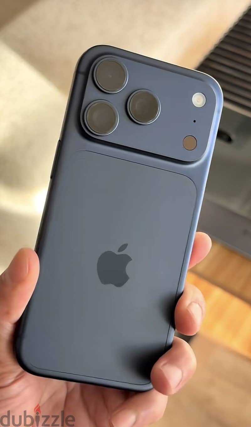 Apple - iPhone 17 Pro 1