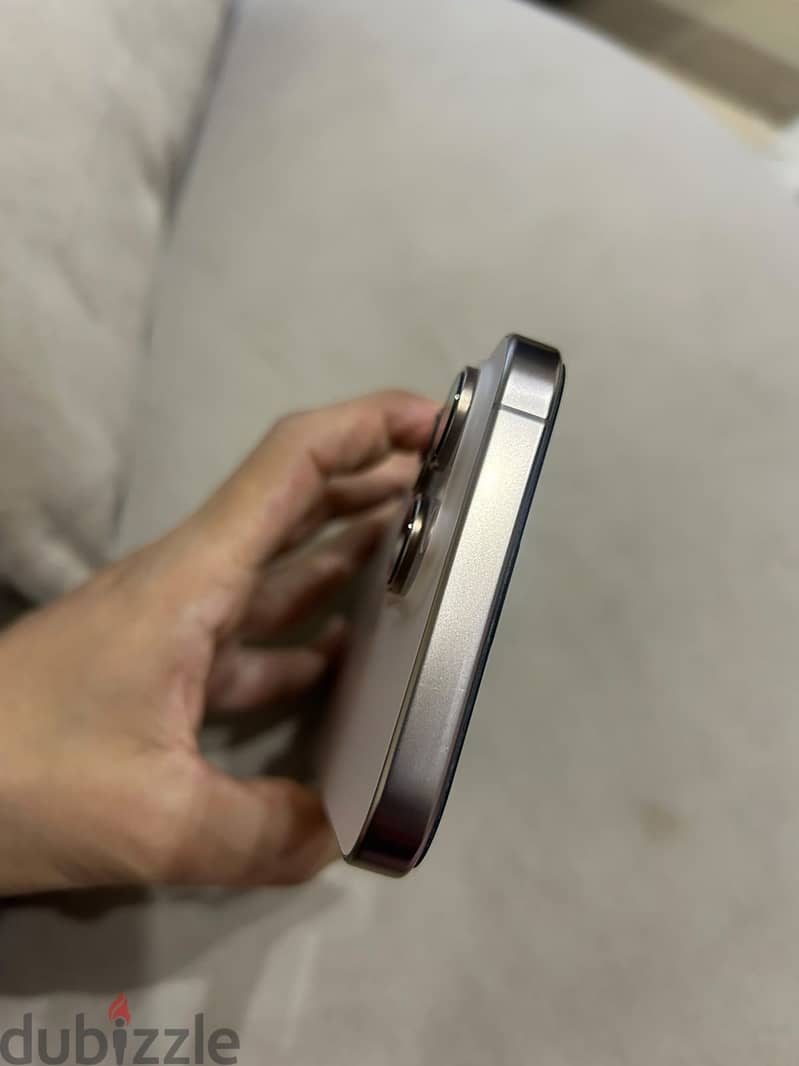Apple - iPhone 16 Pro Max 7