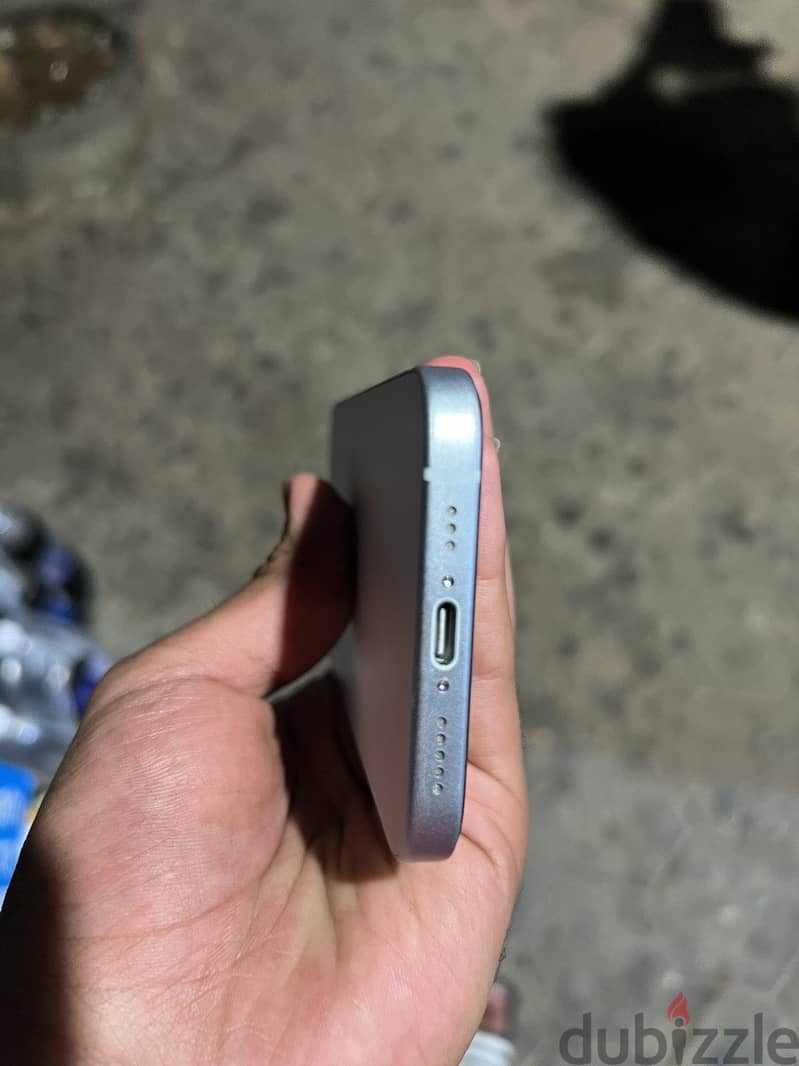 Apple - iPhone 15 4