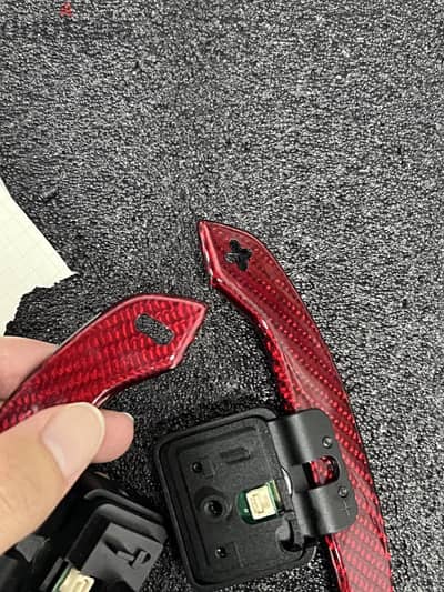 Red Carbon Magnetic Shifters