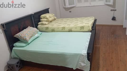 عدد 2 سرير 120 للبيع