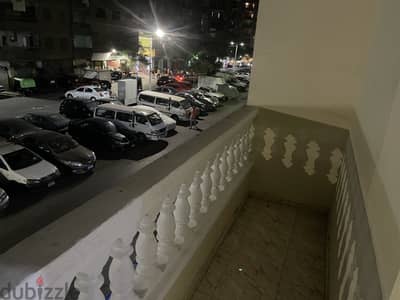 شقه للبيع بالاميريه ( السواح )