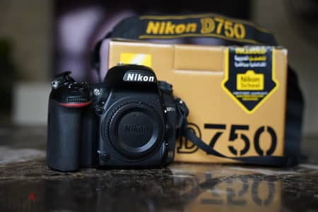 Nikon D750 كسر زيرو بالكرتونة