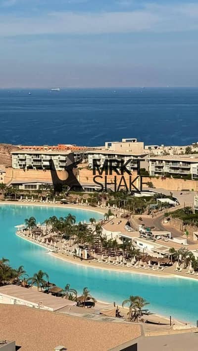 شاليه غرفتين نوم متشطب بالكامل استلام فورى للبيع فى المونتى جلاله العين السخنه