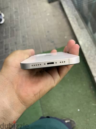 ايفون  12