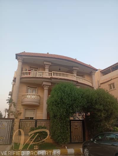 Duplex for rent in Madinat Al-Shuruq, Fourth Neighborhood, front, 4 rooms