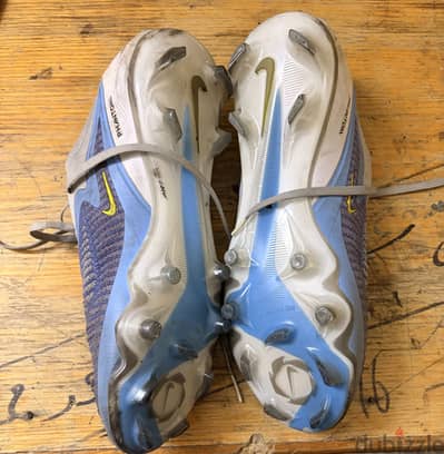 استارز Nike gx مقاس ٤٣