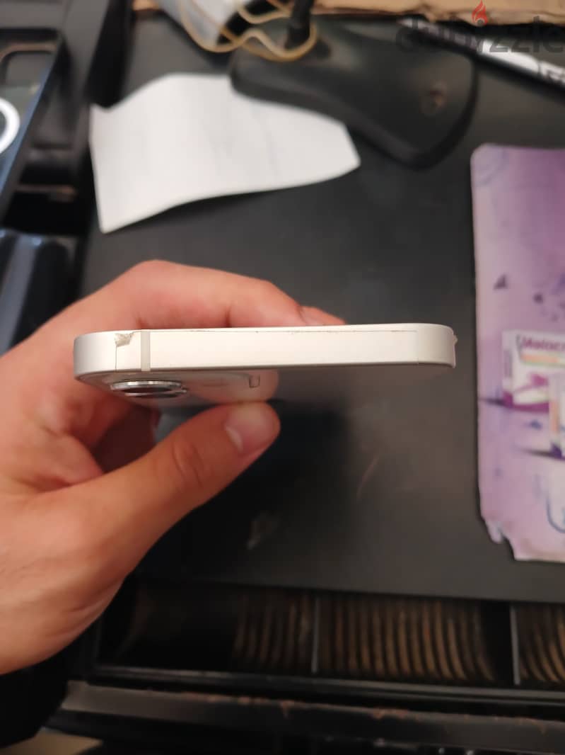 Apple - iPhone 12 6