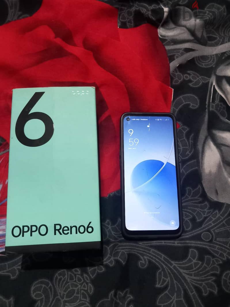 OPPO Reno6 2