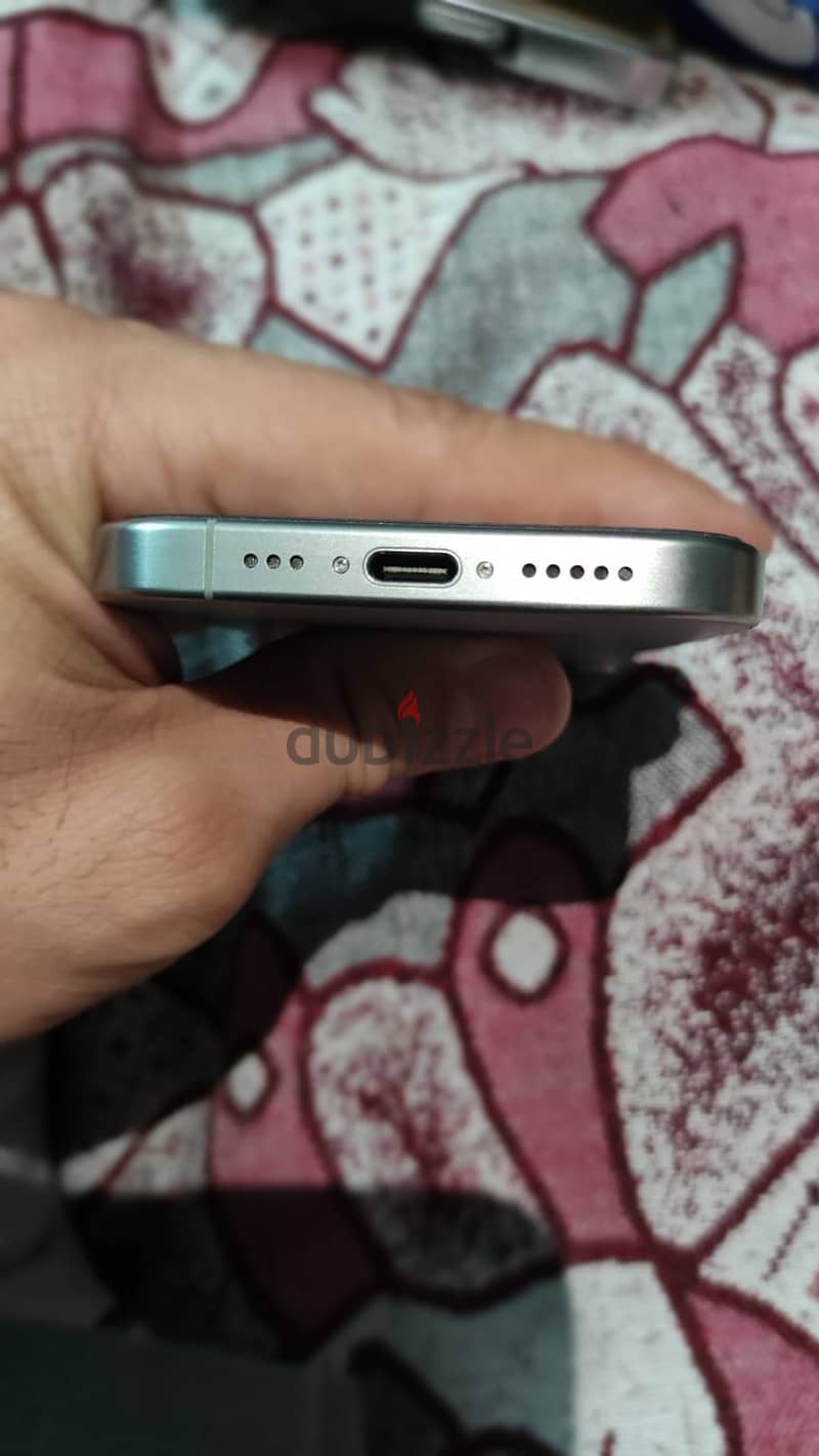 Apple - iPhone 15 Pro 1