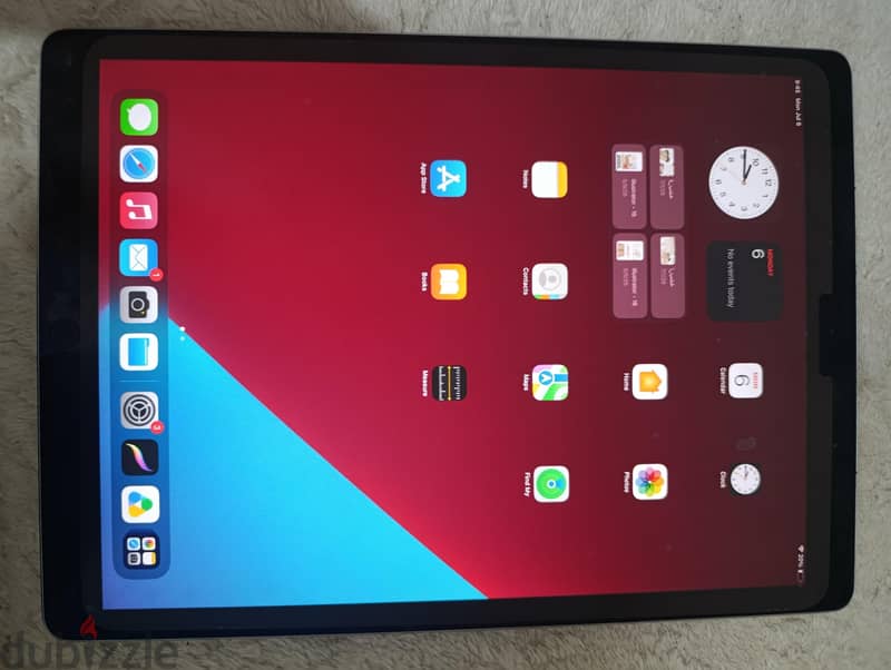 iPad pro 12.9 inch 2017 + pen and charger 5