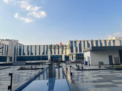 عيادة للإيجار تشطيب متميز فى أوزون