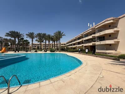 30% off and installment with a lower down payment. A two-bedroom finished chalet in Sokhna with installments over 5 years at Laguna Bay