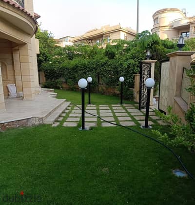 فيلا مستقلة للايجار 600 متر بحري وموقع استراتيجي مميز بالمطبخ والتكييفات تشطيبات قريبه من جميع الخدمات الاساسية في الرحاب