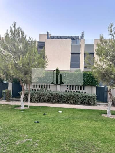Townhouse for Ready to move with installments Bahry view landscape view in Al Burouj Shorouk City
