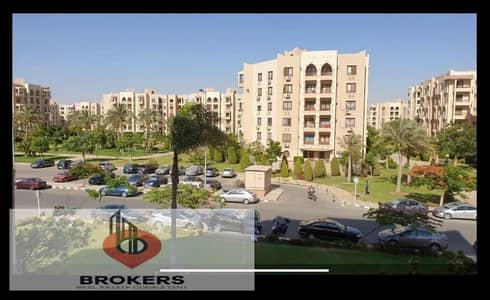 شقة بسعر مميز بالفرش للإيجار في مدينة الرحاب