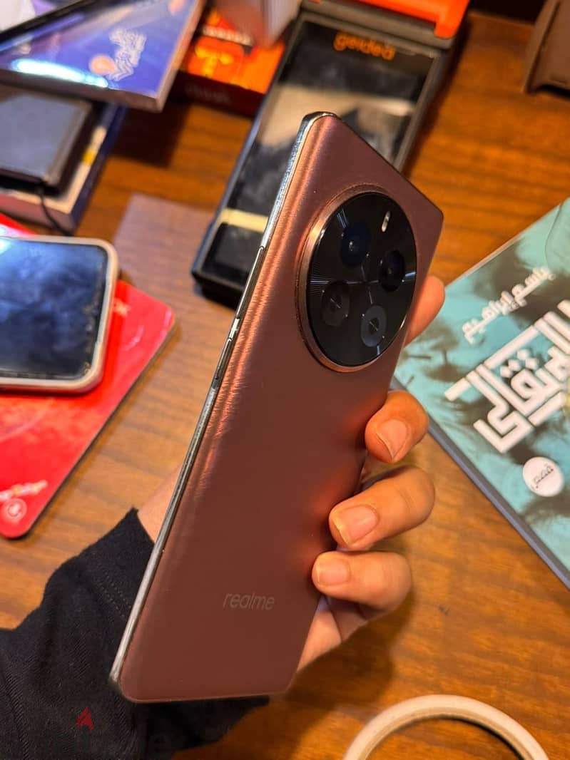 Realme P1 Pro 4