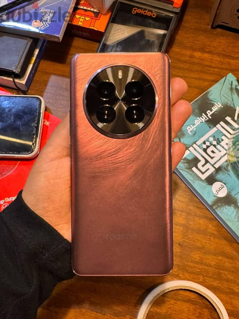 Realme P1 Pro 6