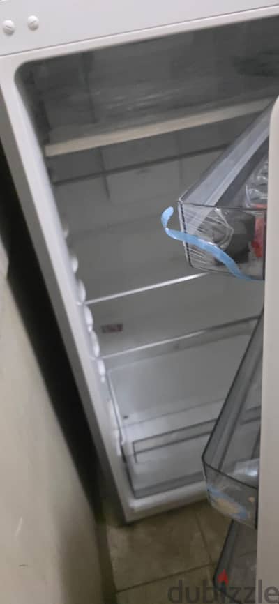 تلاجه ٣٤٥ لتر وايت ويل استخدام شهرين جديده