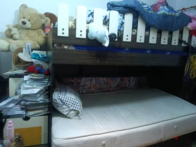 سرير ضورين bunk bed