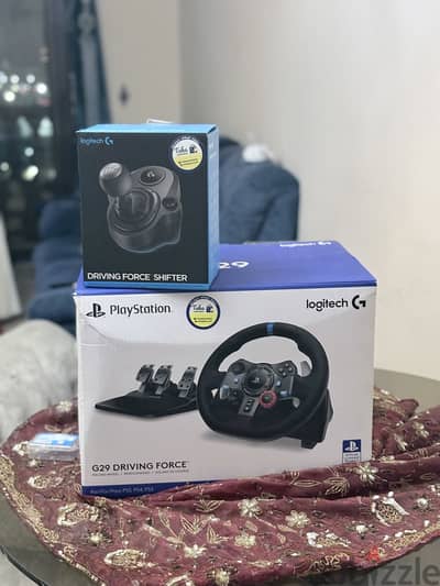 Logitech g29 + shifter for more info (01206169456)