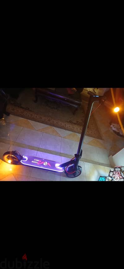 اسكوتر كهربه ب امكنيات عاليه