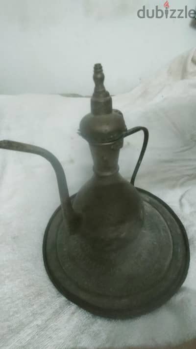 دلة بالصنية