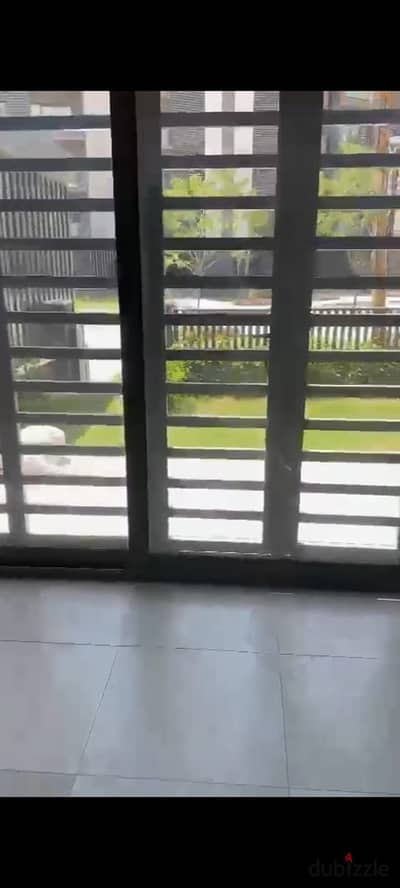 Apartment for sale on the ground floor in Garden Privado