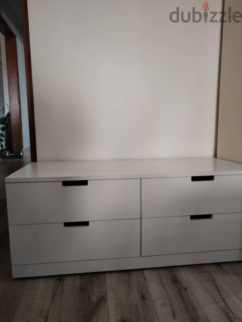 practical unit of 4 drawers 2