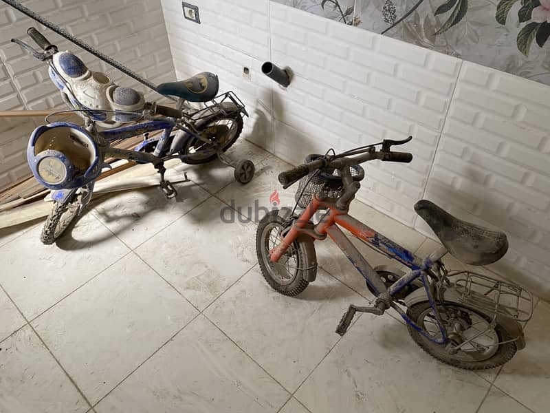 2 children bikes 1