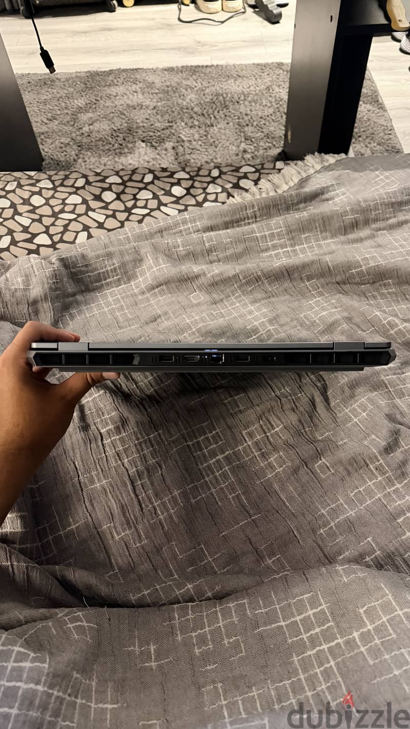 Gaming laptop 3