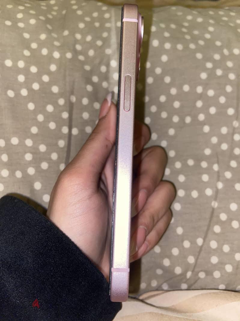 Apple - iPhone 15 7