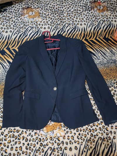 بليزر أسود حريمي ZARA BASIC