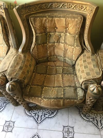 بيه اثاث كلاسيك مستعمل للجادين