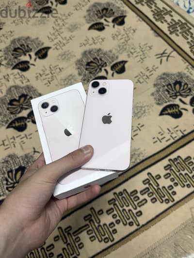 ايفون13 نسخه 5g معاه علبته مساحه 128 بطاريه 84