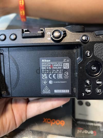 للبيع كاميرا Nikon Z30