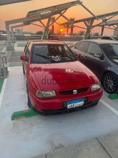 سيات إبيزا 1994