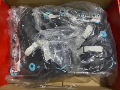اسكيت جديد لما يستخدم بالكرتونه لون اسود في منت مقاس من 36ل 45