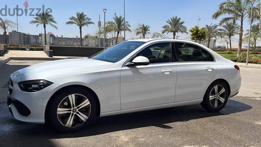 Mercedes-Benz C200 2022 للايجار اليومي