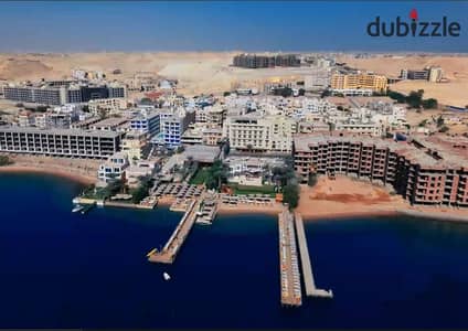 شقة فندقية بإطلالة على البحر للبيع على الممشى السياحي بالغردقة | بجوار ماريوت | تقسيط حتى 4 سنوات