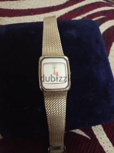 ساعة citizen