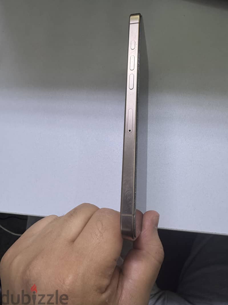 Apple - iPhone 16 Pro Max 3